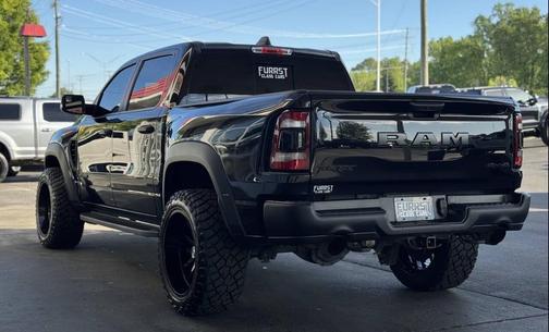 Diamond Black Crystal Pearlcoat 2021 RAM 1500 TRX