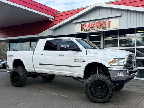 2017 RAM 2500 Big Horn Mega Cab 4x4 6'4' Box