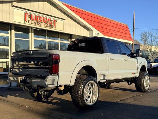 2024 Ford F-250 Platinum