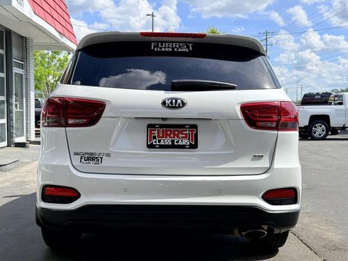 Snow White Pearl 2019 Kia Sorento LX