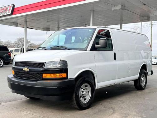 2022 Chevrolet Express 2500 RWD 2500 Regular Wheelbase WT