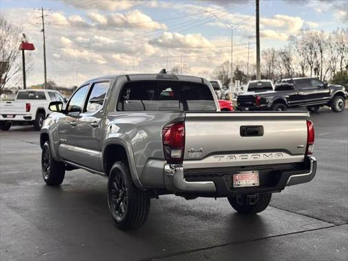 2022 Toyota Tacoma SR5