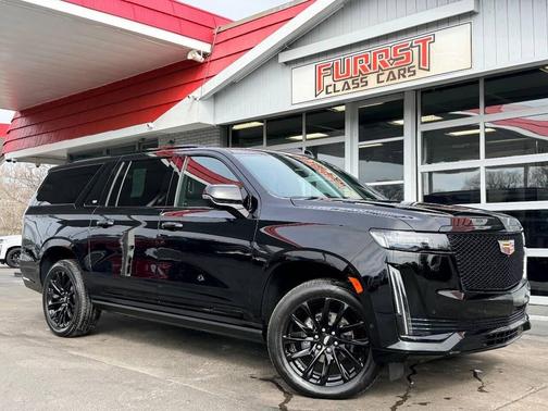 2023 Cadillac Escalade ESV Sport