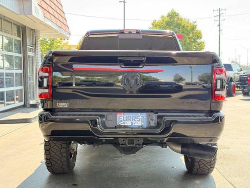 2024 RAM 2500 Laramie Crew Cab 4x4 6'4' Box