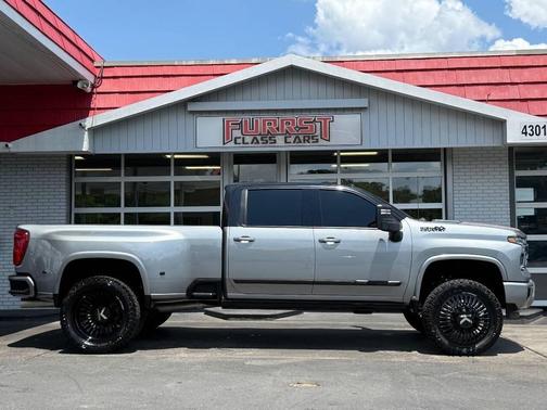 2025 Chevrolet Silverado 3500 High Country