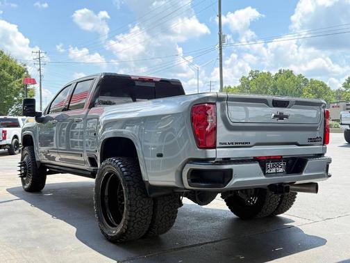 2025 Chevrolet Silverado 3500 High Country