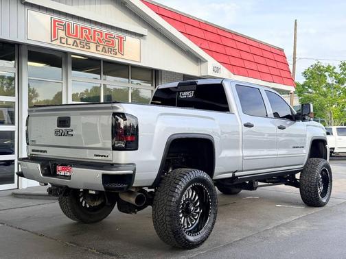 Quicksilver Metallic 2017 GMC Sierra 2500 Denali