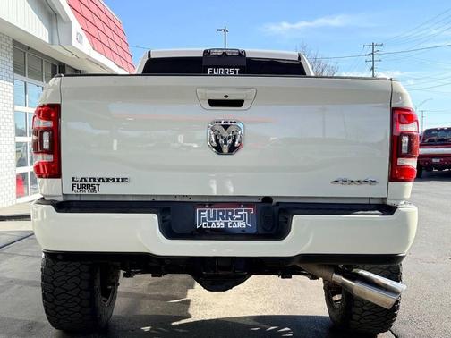 2020 RAM 2500 Laramie Mega Cab 4X4 6'4' Box