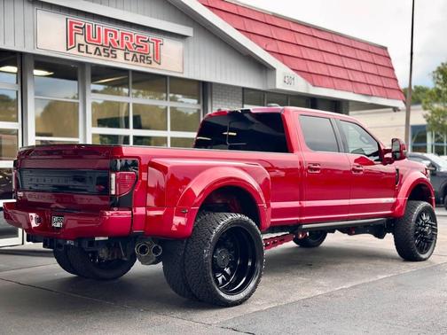 2022 Ford F-450 Platinum