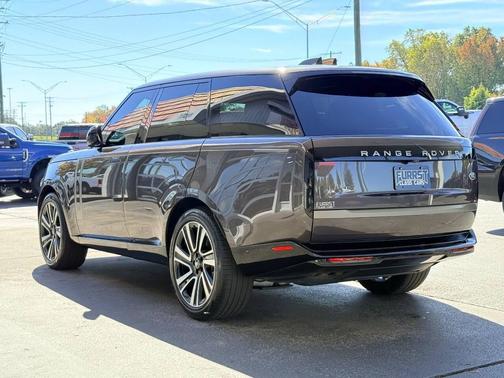 2023 Land Rover Range Rover P530 SE