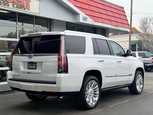 2018 Cadillac Escalade Platinum
