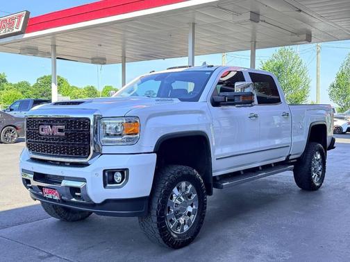 Summit White 2019 GMC Sierra 2500 Denali