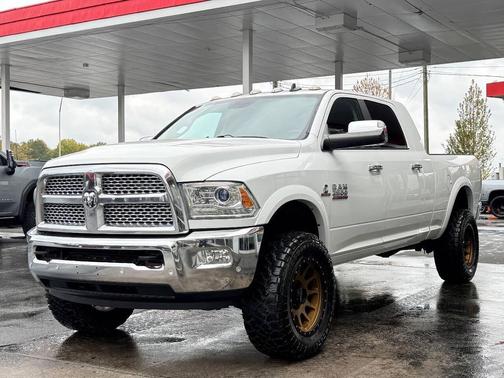 2017 RAM 2500 Laramie Mega Cab 4x4 6'4' Box