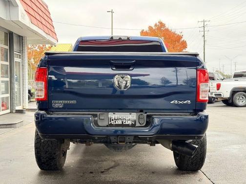 2021 RAM 2500 Big Horn Crew Cab 4x4 6'4' Box