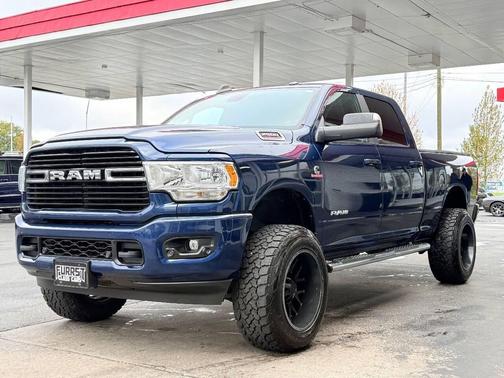 2021 RAM 2500 Big Horn Crew Cab 4x4 6'4' Box