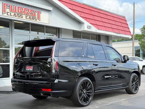 2022 Cadillac Escalade Sport