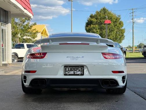 2015 Porsche 911 Turbo S