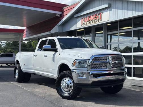 2018 RAM 3500 Laramie Crew Cab 4x4 8' Box
