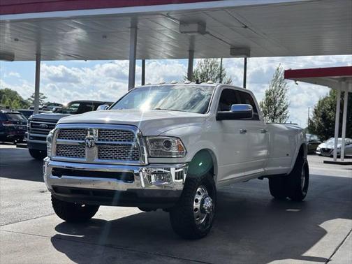 2018 RAM 3500 Laramie Crew Cab 4x4 8' Box