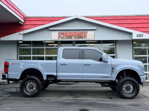 Glacier Gray 2024 Ford F-250 Platinum