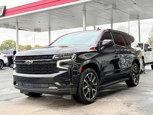 2023 Chevrolet Tahoe 4WD RST