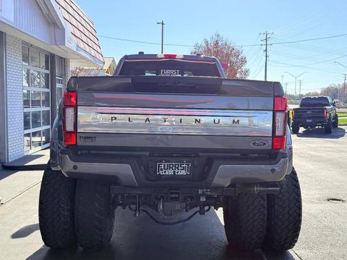 2022 Ford F-350 Platinum