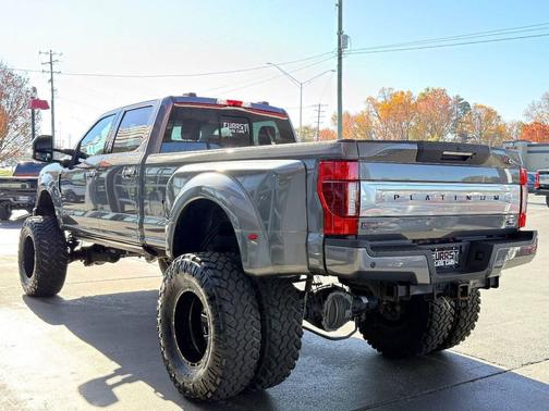 2022 Ford F-350 Platinum