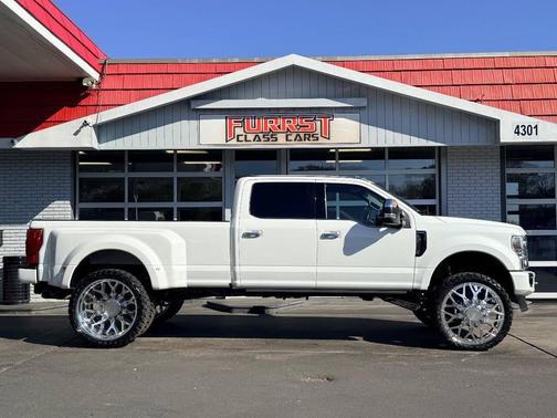 2022 Ford F-350 Platinum