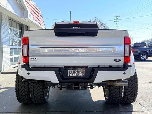 2022 Ford F-350 Platinum
