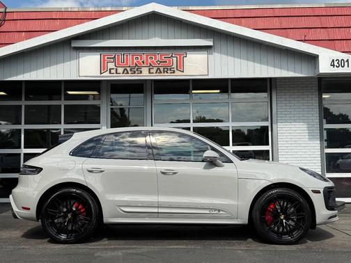 2025 Porsche Macan GTS