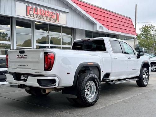 2023 GMC Sierra 3500 Denali