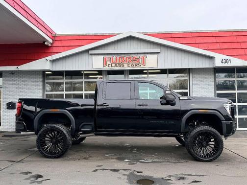 2025 GMC Sierra 2500 Denali