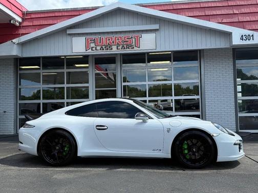 2016 Porsche 911 Carrera GTS