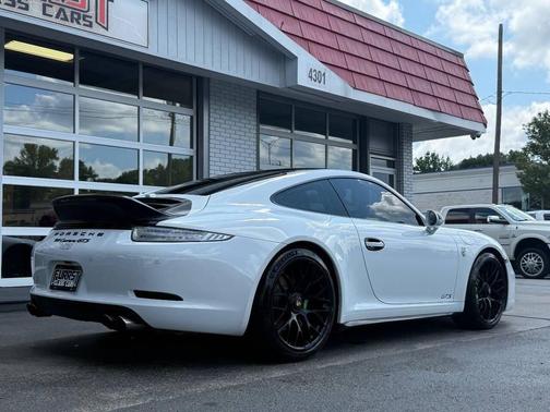 2016 Porsche 911 Carrera GTS
