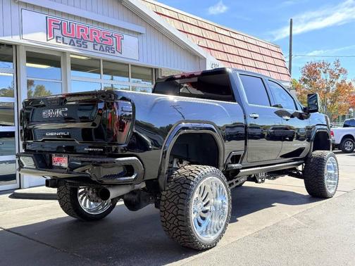 2024 GMC Sierra 3500 Denali