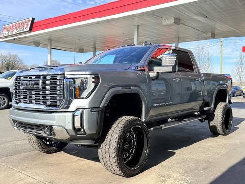 2024 GMC Sierra 2500 Denali