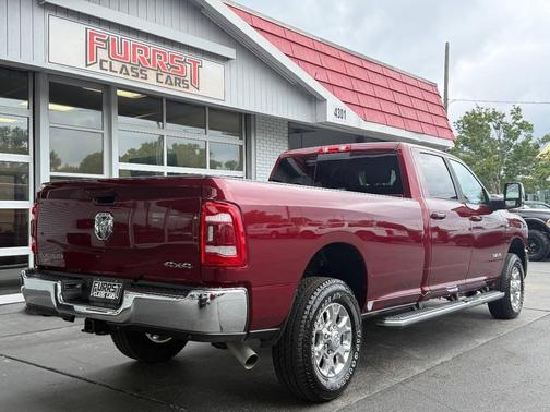 2024 RAM 3500 Laramie Crew Cab 4x4 8' Box