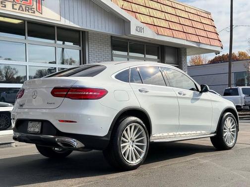 2019 Mercedes-Benz GLC 300 4MATIC Coupe