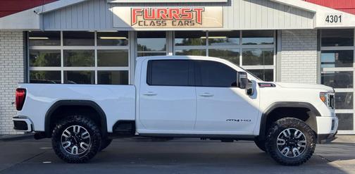 Summit White 2021 GMC Sierra 2500 AT4