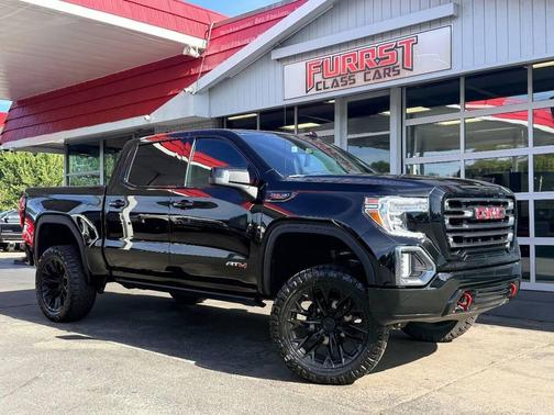 2022 GMC Sierra 1500 AT4