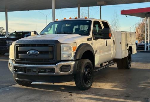 2015 Ford F-450 4X4 4dr Crew Cab 176.2 200.2 in. WB
