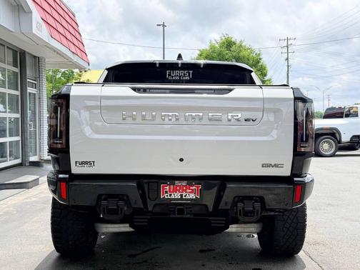 Interstellar White 2023 GMC HUMMER EV Pickup 3X