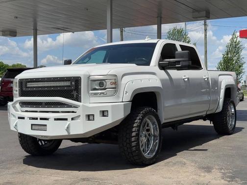 2015 GMC Sierra 2500 Denali