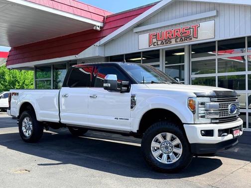 White Platinum 2019 Ford F-350 Platinum