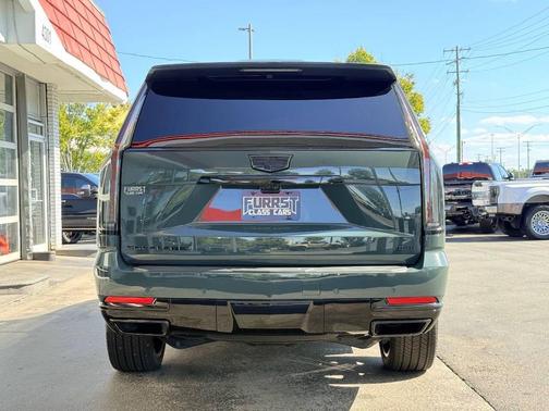 2025 Cadillac Escalade Sport