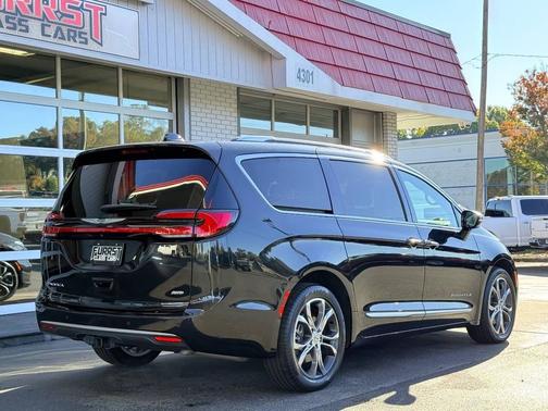 2021 Chrysler Pacifica L
