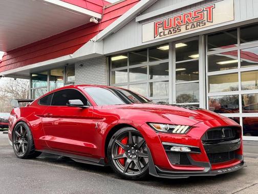 2021 Ford Shelby GT500 Base