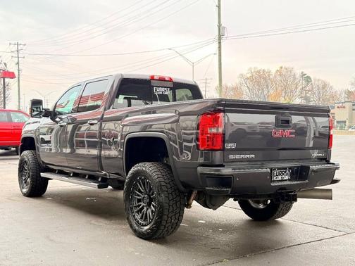 2016 GMC Sierra 2500 Denali