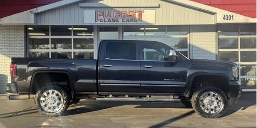 2016 GMC Sierra 2500 Denali