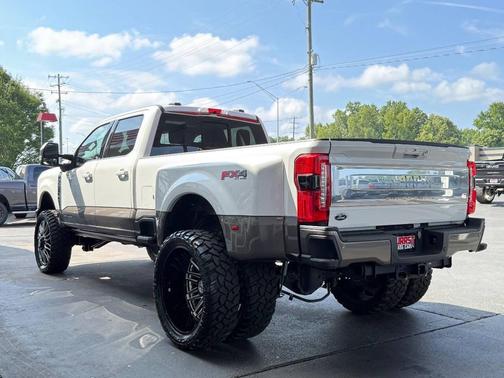 2023 Ford F-350 King Ranch
